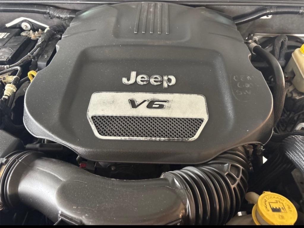 2014 Jeep Wrangler Unlimited Sport - Photo 9